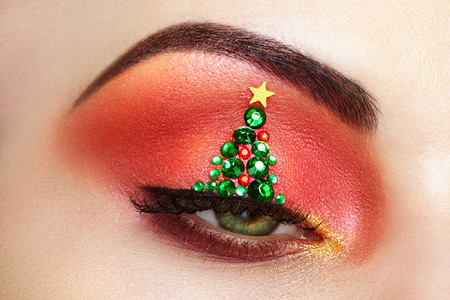 Best Holiday Beauty Makeup Ideas